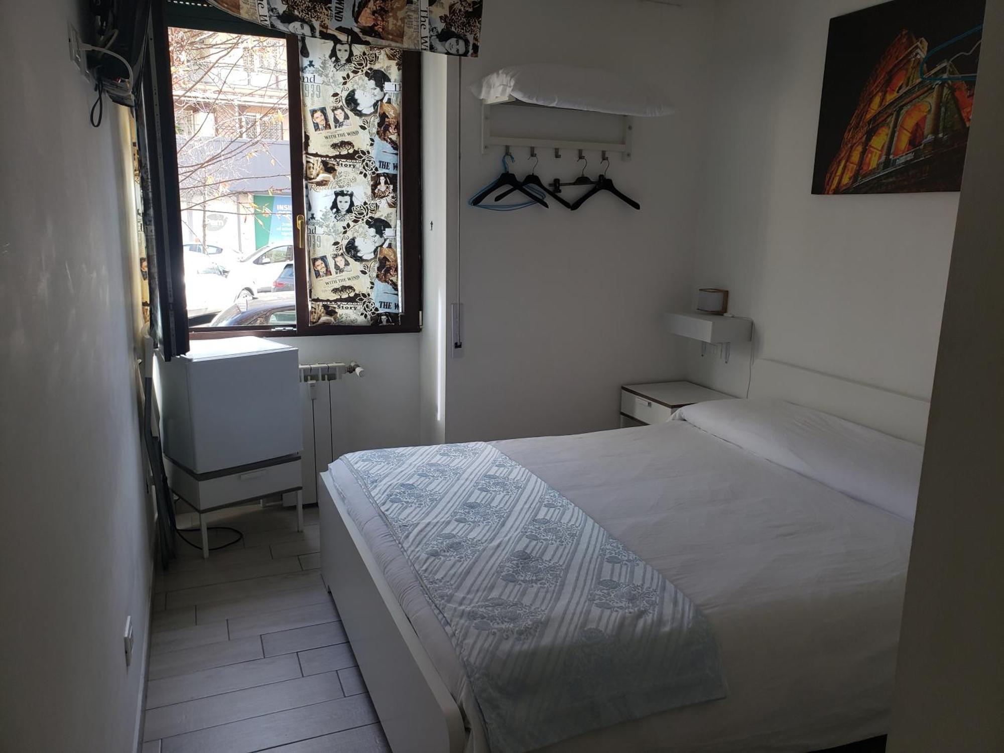 B&B Metro B Fronte Metro Roma Ngoại thất bức ảnh